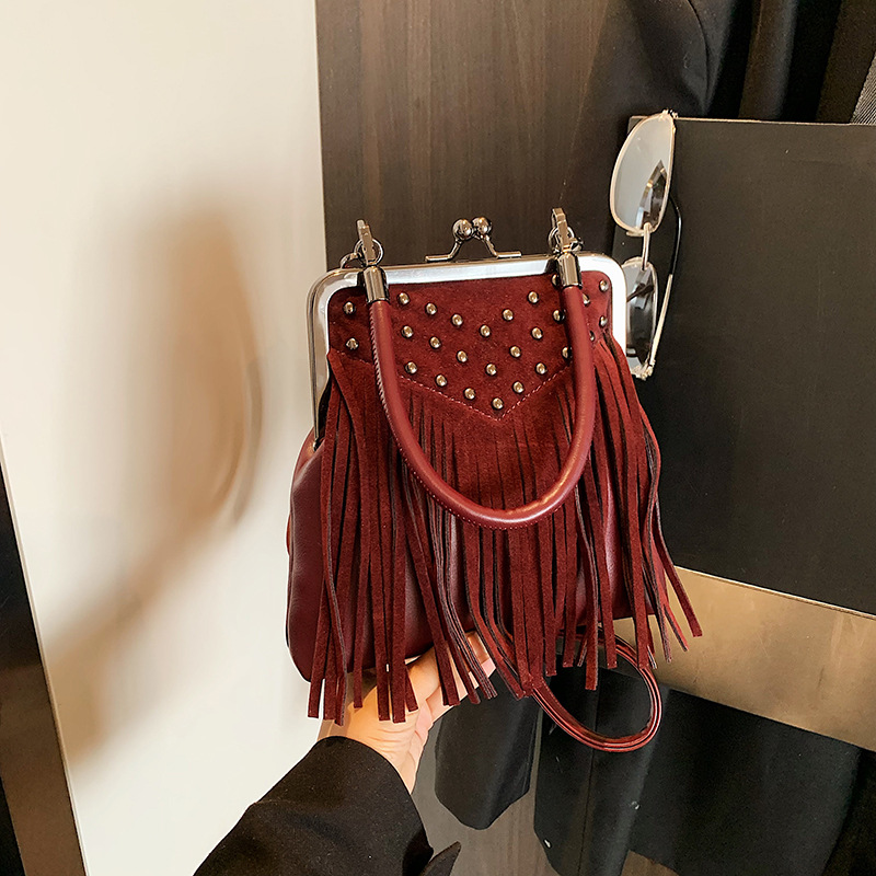 Women Bags Collection - 여성 패션 리벳 핸드백 가을 겨울