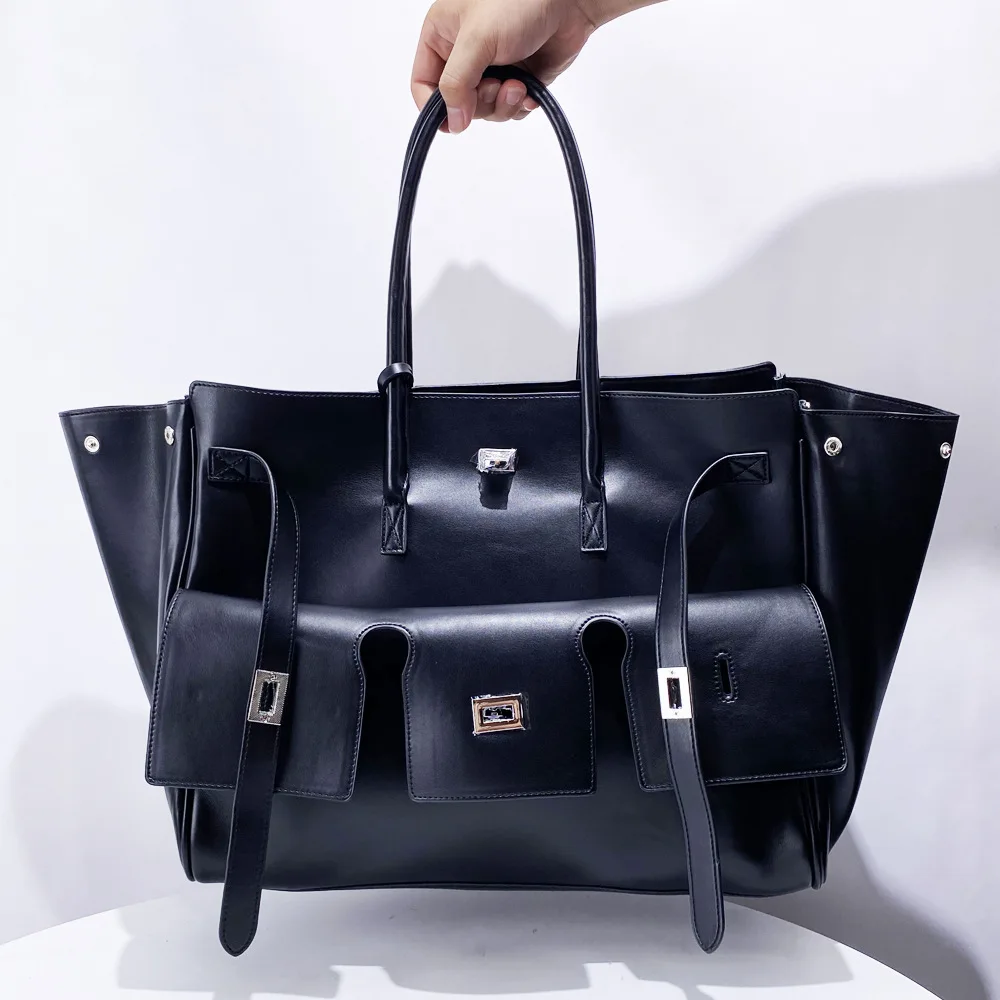 26SS 새로운 럭셔리 디자이너 대용량 잠금 토트 클러 - Women'S Bags Designer Brands 리뷰 및 가격