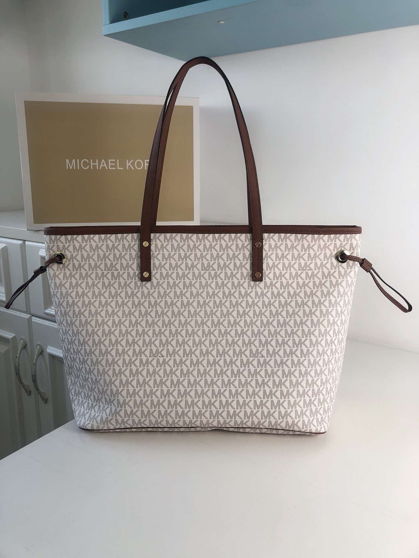 새로운 마이클 코어스 MK 고품질 여성용 대형 클래식  - Women'S Tote Bags Michael Kors 리뷰 및 가격